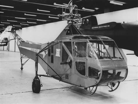 Sikorsky R 4 First To Be Mass Produced In Us Air Force Museum