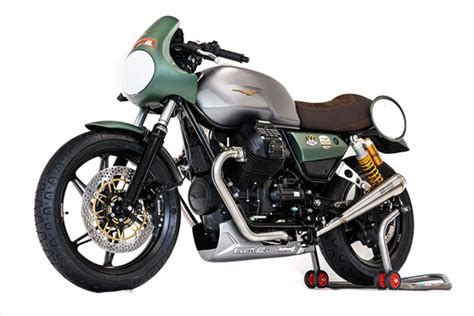 Moto Guzzi 2022 V7 850 Fast Endurance Trophy Classic Motorcycle Review