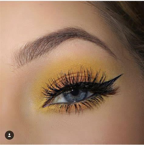 Orange Yellow Eyeshadow Orange Yellow Yellow Makeup Concert Makeup