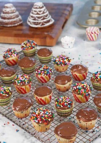 Mini Cupcakes Preppy Kitchen