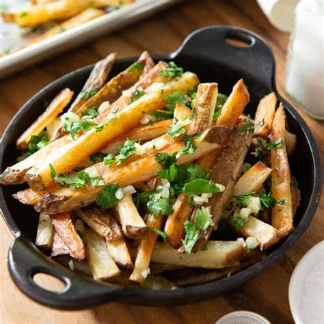 Baked Garlic Fries Easy To Make With Your Favorite Oil And So Delicious