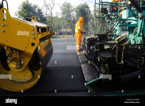 Asphalt Paving Road Smooth Roller Compactor Stock Photo Alamy