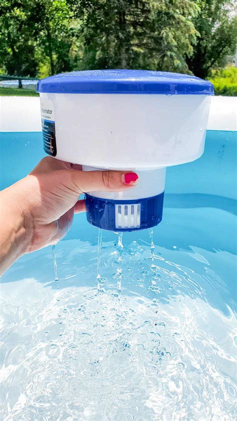 Oct 02, 2009 · while commercially purchased chlorine is one of the best ways to treat the water in larger inflatable pools, smaller pools that are fewer than 20 feet wide need less chemicals to treat the water. How to Keep Your Kiddie Pool Clean Without a Pump | Bre Pea