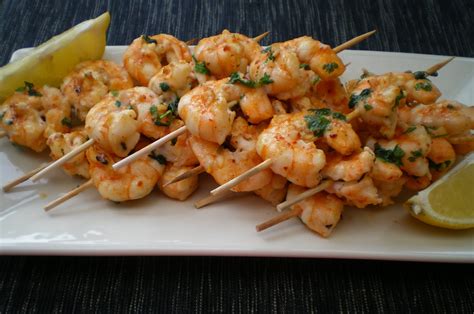 This prevents it from burning and cooking along with the food. Shelly's Kitchen: Sweet Shrimp Skewers