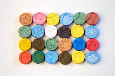 The Drug Molly Side Effects Risks Treatment The Heights