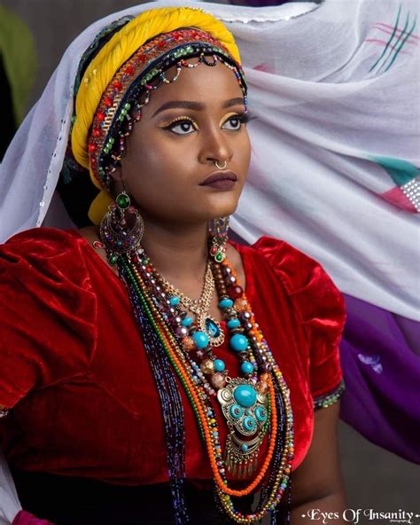 Pic 1 Bringing Queen Amina Of Queen Amina Queen Renaissance Festival