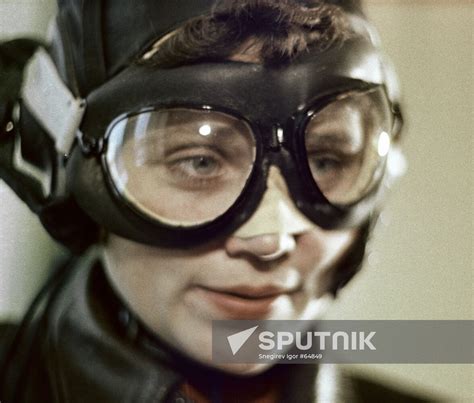 pilot popovich sputnik mediabank