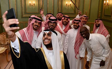At Saudi Arabias Millennial Weddings Small Is The New Beautiful