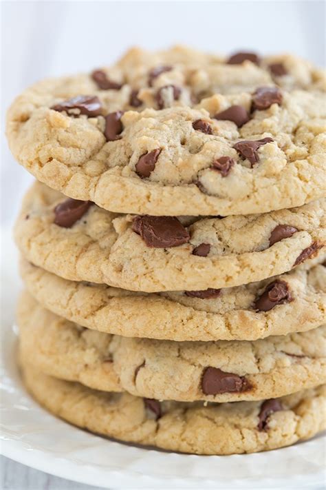 Brown Eyed Baker Thick And Chewy Chocolate Chip Cookies Danny Neff