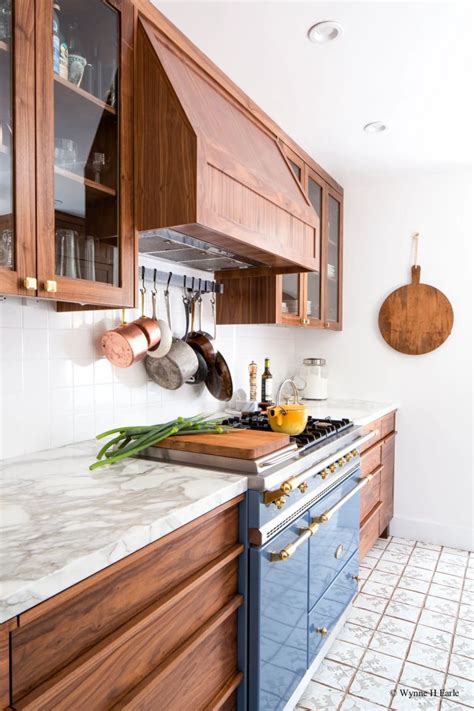 Modern Walnut Kitchen Cabinets Design Ideas 10 Decoratoo