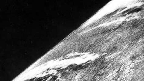 The First Photo Of Earth From Space Was Taken 70 Years Ago Mashable