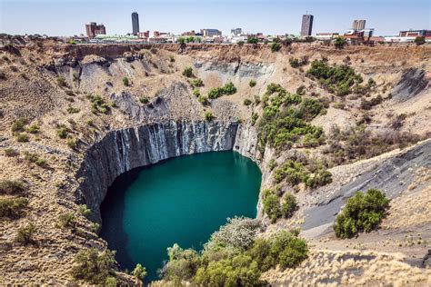 The Big Hole Kimberley The Complete Guide