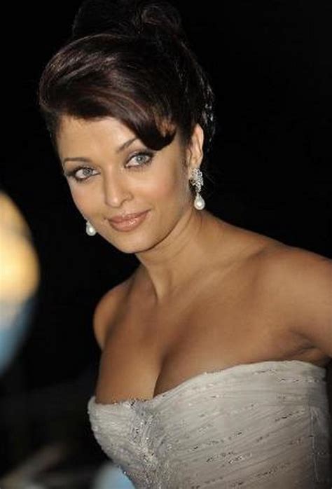 Bollywood Clothes Top 10 Hot Bollywood Actress Photos