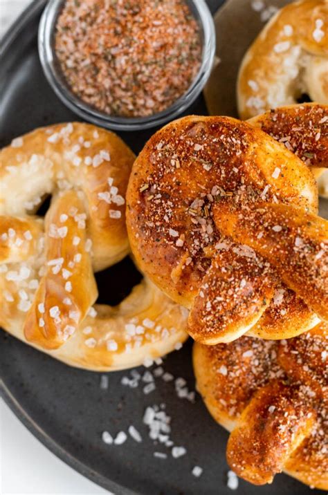 Easy Homemade Soft Pretzels Recipe Homemade Soft Pretzels Soft Pretzels Recipes