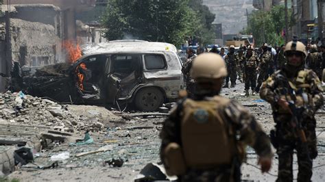 In Two Attacks Taliban Target Nato And Afghan Forces The New York Times