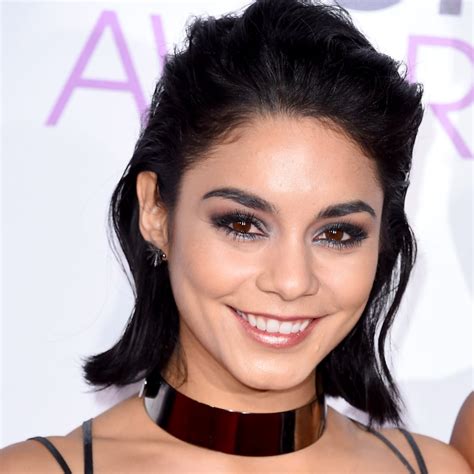 Vanessa Hudgens Hair And Makeup Peoples Choice Awards 2016 Popsugar