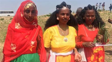 Ethiopia Eritrea Border Reopens After 20 Years Bbc News
