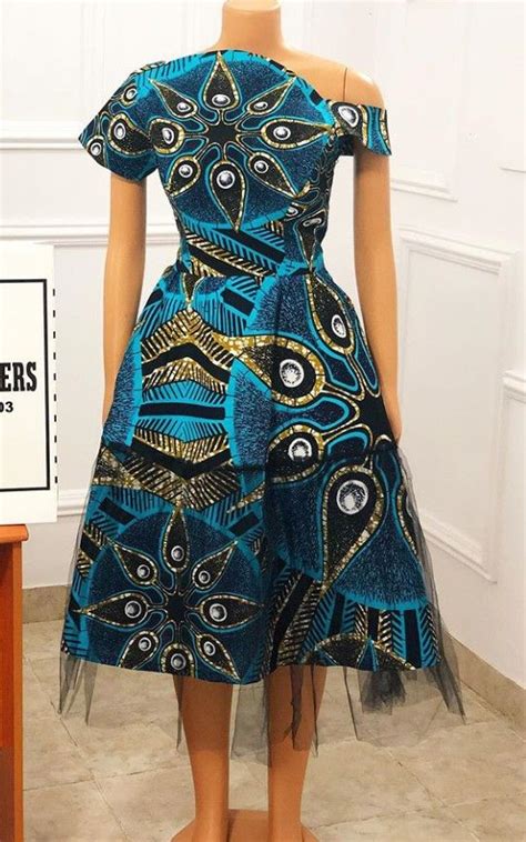 Pin By Anita Issahaku On Cute Long African Couture Fashion Ankara