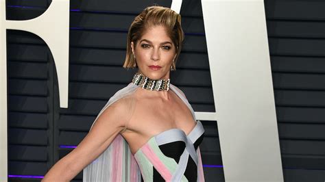 Selma Blair Shared An Epic Throwback Photo Of Herself With Pink Hair