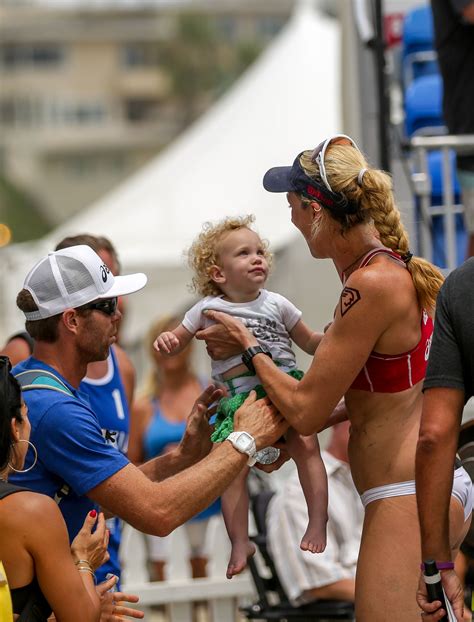 kerri walsh jennings has so much to be proud of in this picture with her daughter scout and