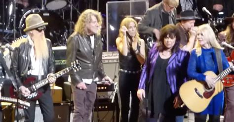 When Ann Wilson And Nancy Wilson Reunited After 3 Years Best Classic Bands