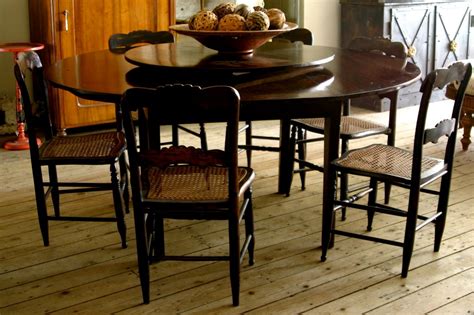 Multiple sizes available aspauljoy 5 out of 5 stars (571) $ 67.95. Large Round Dining Table with Revolving Center at 1stdibs