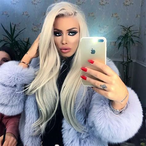 Loredana Chivu ♠️ On Instagram “ 🖤 Evy E Evy Make Up Vavskins My Fur” Girls Fur Fur