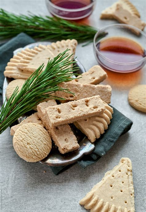 Extremely dainty and delicious cookie. Scottish Christmas Cookies : Scottish Shortbread Cookies Bread Booze Bacon : There is nothing ...