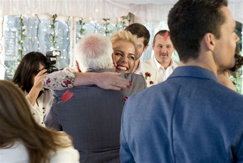 Neighbours Dee Return And More 65 New Spoiler Pictures Pictures Couple Photos Second Weddings