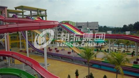 China Stainless Steel Fastener Frp Spiral Water Slides For Giant