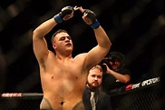 Tai Tuivasa signs new four-fight contract with UFC