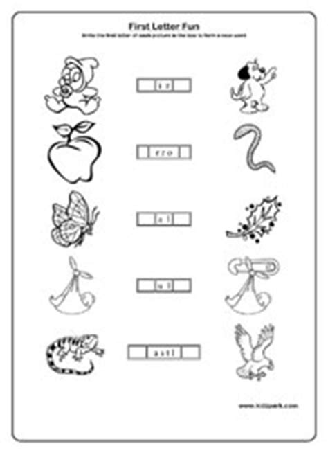 picture fun worksheets activity sheets  kids preschool worksheets