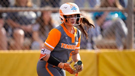 Tennessee Softballs Ally Shipman Transfers To Alabama