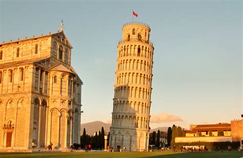 Pisa La Torre Inclinada Radio Duna