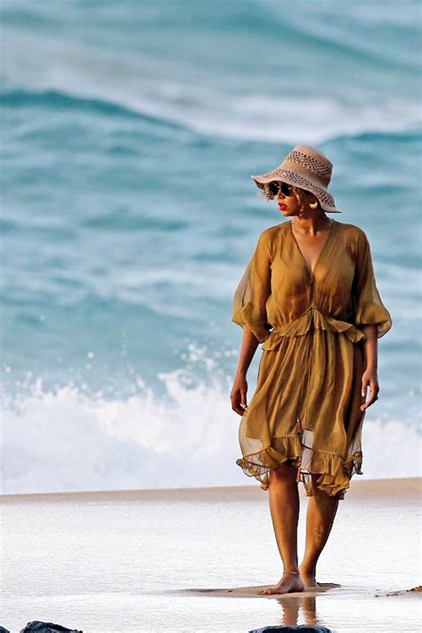 Celebritiesofcolor“ Beyonce At The Beach In Hawaii” Beyonce Summer