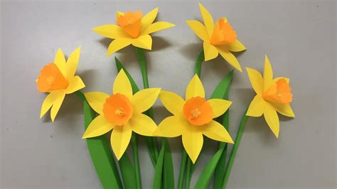 How To Make Daffodil Flower With Paper Making Paper Flowers Step By