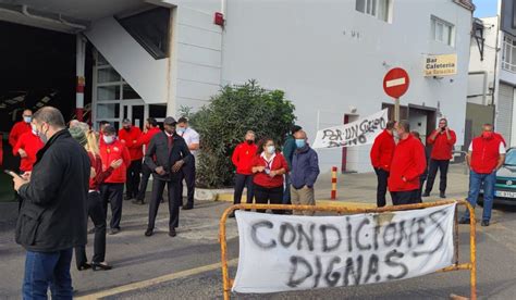 Los Trabajadores De Lanzarote Bus Denuncian Una “miserable Y Ruín