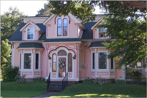 25 Ways To Enjoy The Color Pink Town And Country Living
