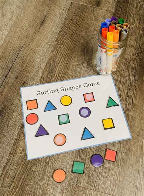 Learning Shapes Shape Matching Game Preschool Curriculum Etsy Learning Shapes Shape Games