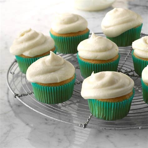 easy vanilla buttercream frosting recipe taste of home