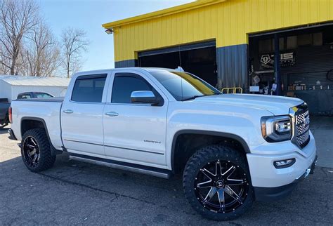 Gmc Sierra 1500 Denali White Hostile H109 Alpha Wheel Front