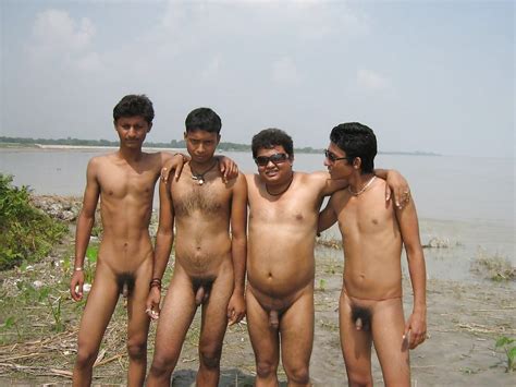 XXX Group Naked Guys 125458665