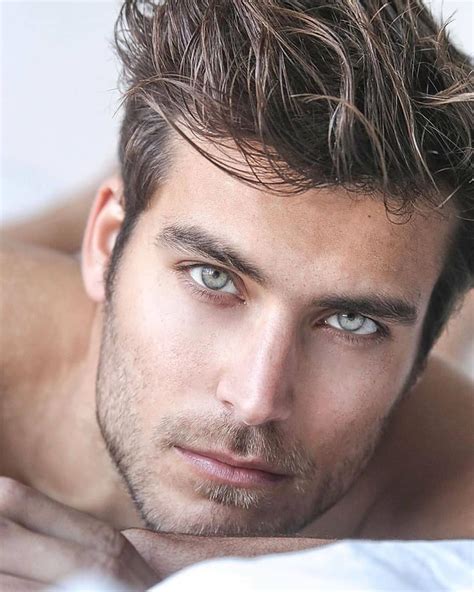 pin by kalo2619 on tus me gusta en pinterest beautiful men faces gorgeous eyes handsome men