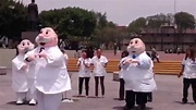 bailando cancion del dr. simi - YouTube