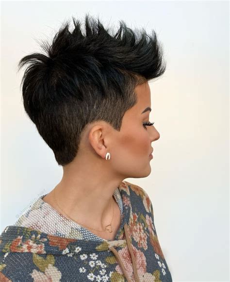 Top 29 Short Sassy Haircuts For Women Of Every Age Hotnews