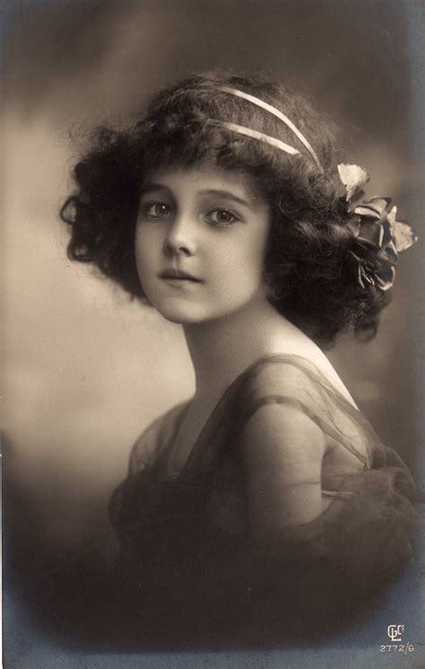 Tywkiwdbi Tai Wiki Widbee Edwardian Girl 1911