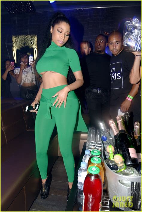 Full Sized Photo Of Nicki Minaj Shows Off Underboob After Beyonce 13