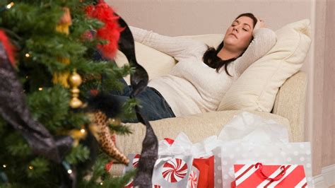 8 Reasons The Post Holiday Struggle Is Real Post Holiday Struggle Is Real Holiday