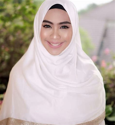 ikuti yuk cara hijab oki setiana dewi ini
