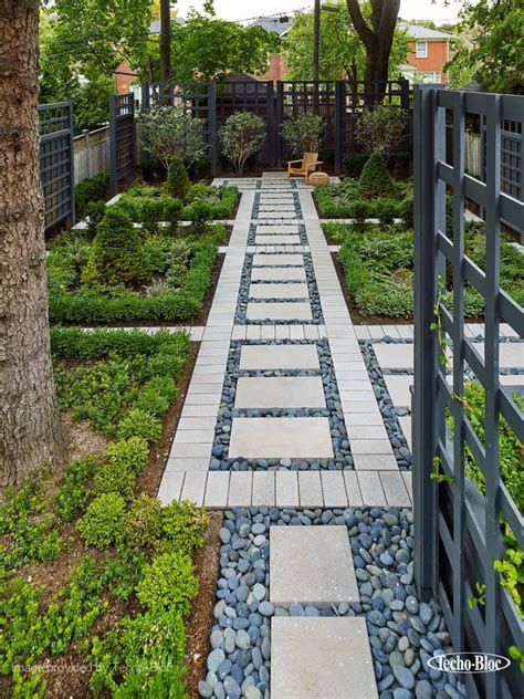 How To Design And Build A Paver Patio Walkwaylandscape Garden Pavers